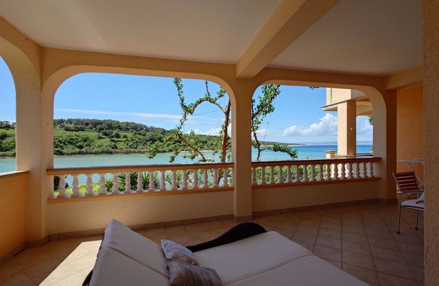 Apartment in Kampor with Seaview, Balcony, Air condition, WIFI (4838-1)