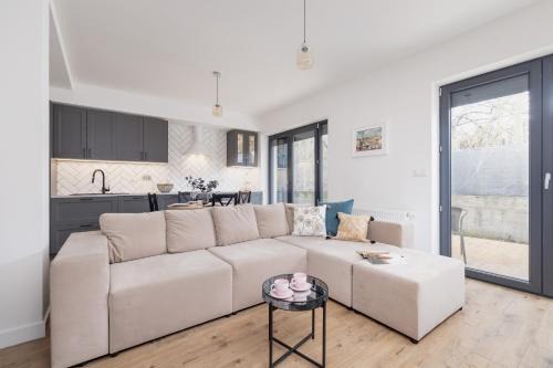 Apartment in Krakow with parking and balcony by Noclegi Renters