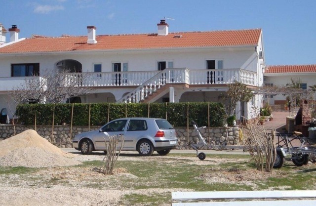 Apartment in Kustici with Seaview, Balcony, Air condition, WIFI (3597-3)