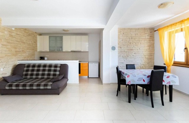 Apartment in Lopar with Balcony, Air condition, WIFI (4421-1)