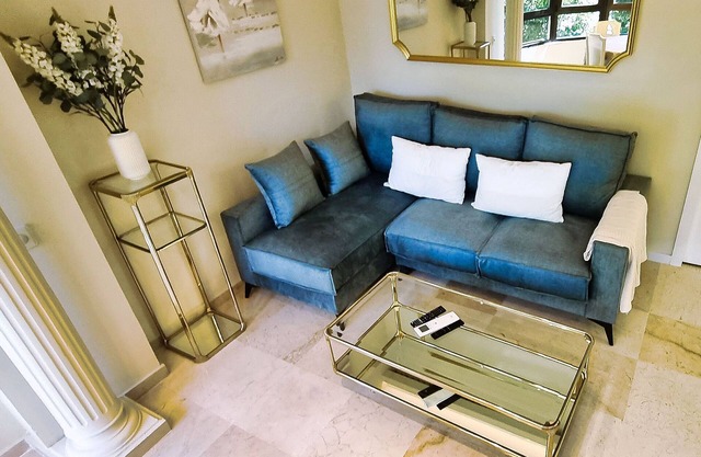 Apartment in Marbella Center with Free Parking