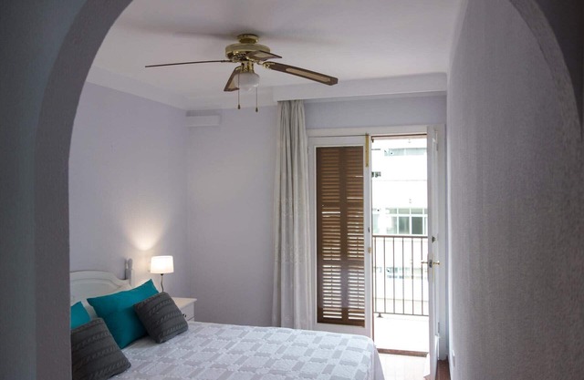 Apartment in Palma. experience the beach and Old Town.