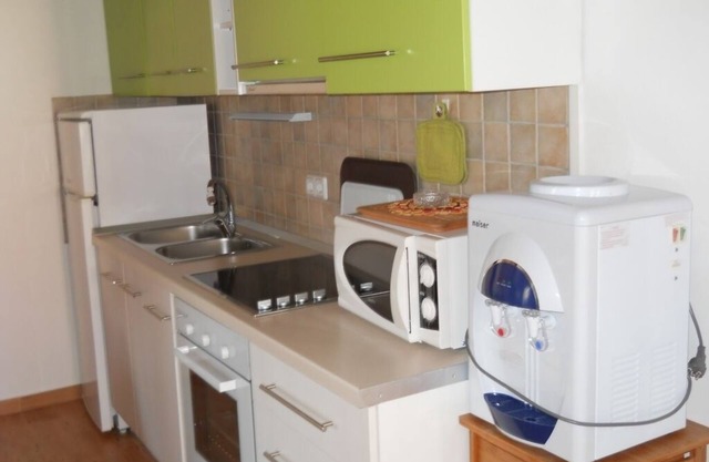 Apartment in Privlaka with Terrace, Air condition, WIFI, Washing machine (4839-1)