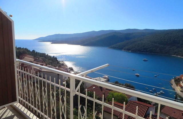 Apartment in Rabac (Labin), Kamelia, capacity 4 + 1