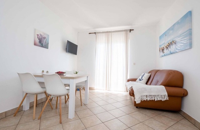 Apartment in Supetarska Draga with Seaview, Balcony, Air condition, WIFI (4551-1)