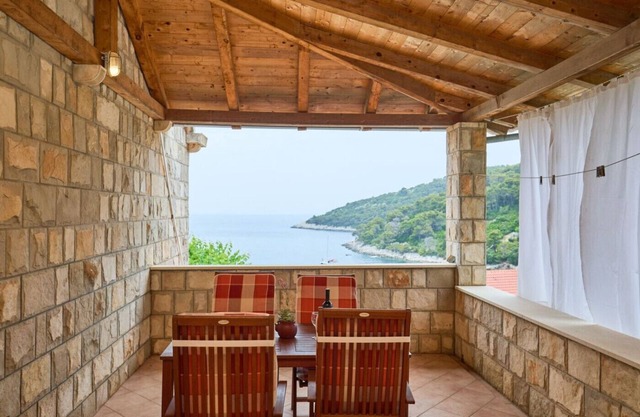 Apartment in Saplunara with Seaview, Balcony, Air condition, WIFI (5197-2)