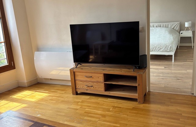 Apartment in the heart of Bievres 15min Paris 20min Orly