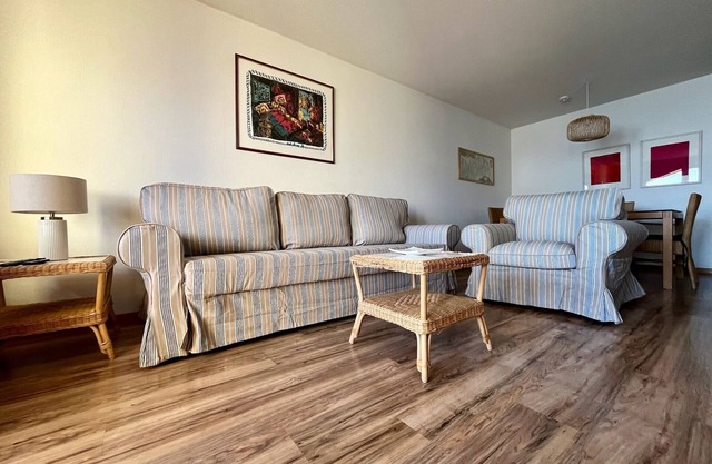 Apartment in the hotel with a view of the mountains and lake!