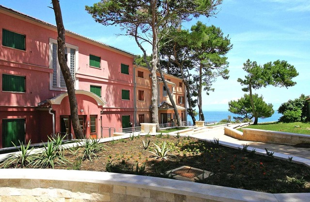 Apartment in Veli Lošinj by the Beach