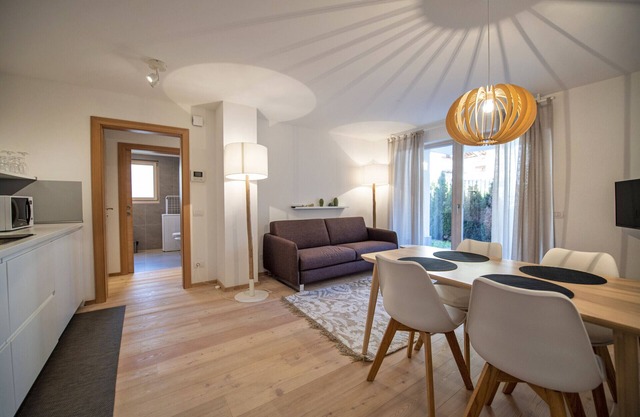 Apartments Lulu 166A