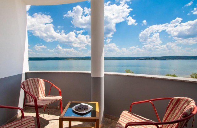 Apartment Ivana-2 by Interhome