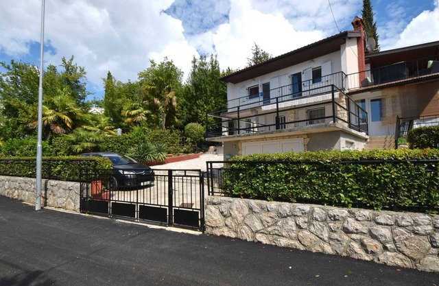 Apartment Ivana on the first floor