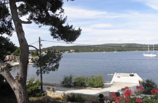 Apartment Josef - seaview A1(6+2) veliki - Veli Rat, Island Dugi otok, Croatia