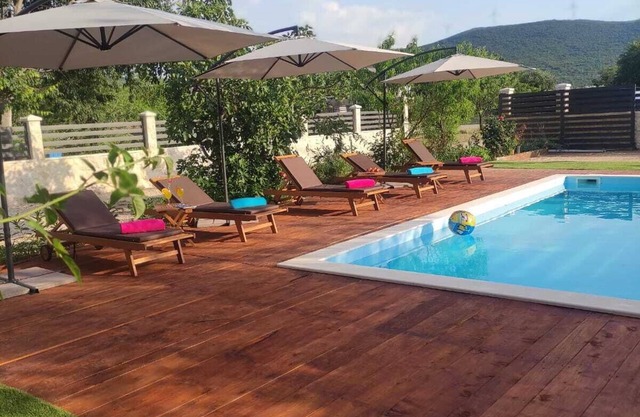 Apartment Karla SNB with swimming pool and salt water