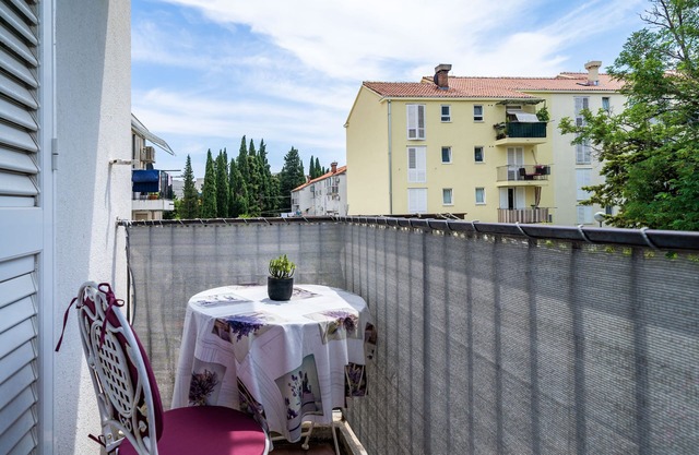 Apartment Klaudia - Two Bedroom Apartment with Balcony