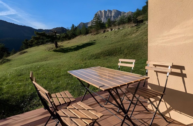 Apartment 'La Canopée - Grand Veymont View' with Mountain View and Private Terrace
