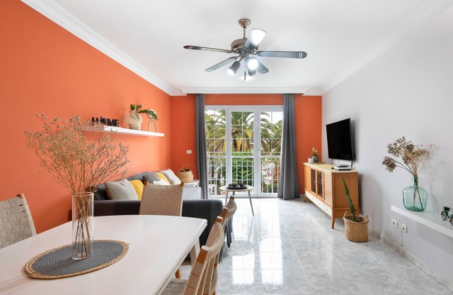 Apartment 'La Fuente' with Balcony and Wi-Fi