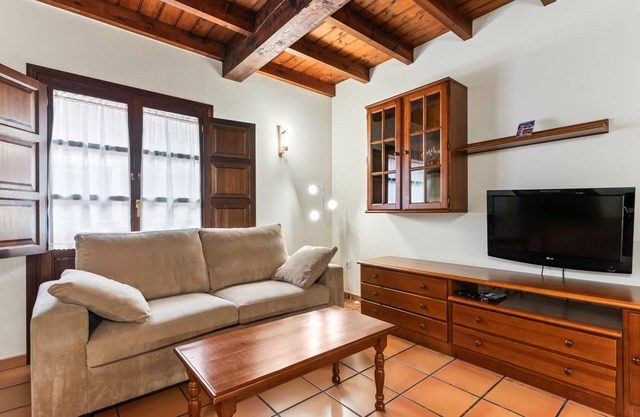 Apartment 'Las Acacias' with Balcony and Wi-Fi