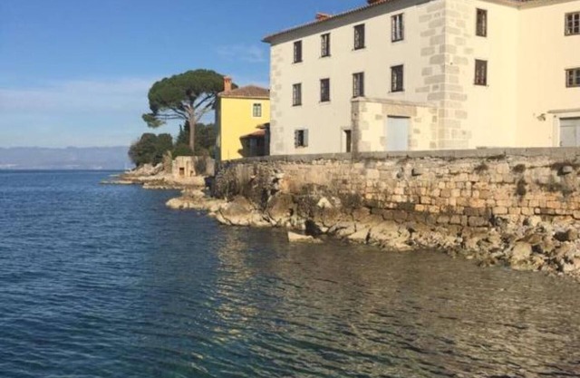 Apartment Magdic - Two Bedroom Apartment with Terrace