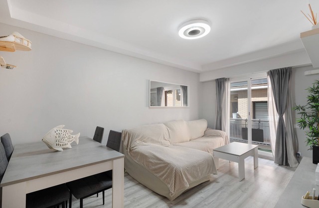 Apartment 'Mar' with Sea Views, Wi-Fi and Air Conditioning