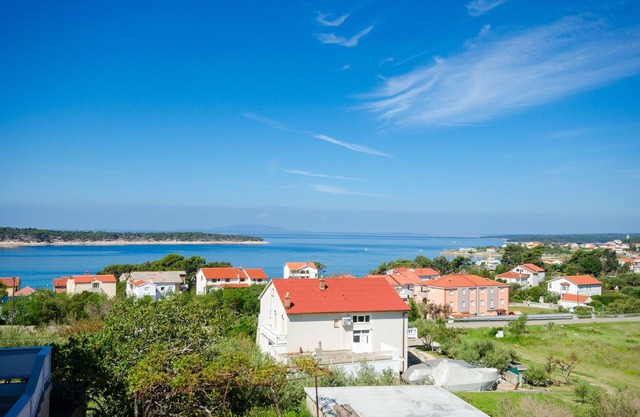 Apartment Milja (85951-A1) - Banjol - island Rab