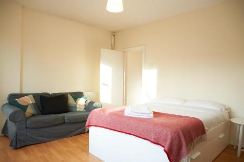 Apartment near Old street