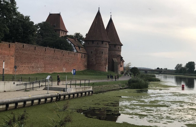 APARTMENT NEARBY THE 13TH CENTURY TEUTONIC CASTLE IN MALBORK.