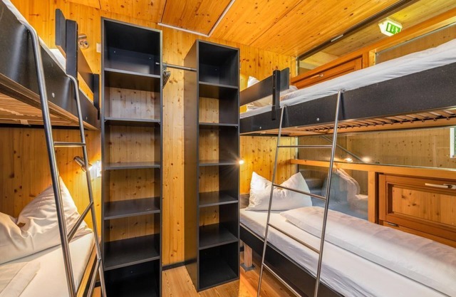 Apartment no. 3, 2 bedrooms, shower, WC - Long Stay - "Holzboxen" Planneralm Alpin