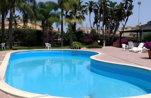 Apartment 'Oleandri Beach Resort' with Sea View, Shared Pool and Air Conditioning