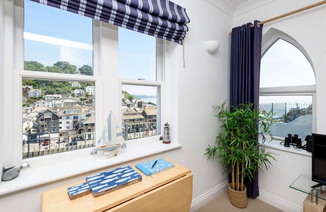 Apartment on the harbour with great views