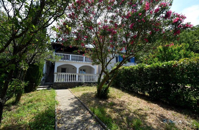 Apartment Pesja near the sea