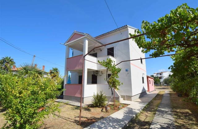 Apartment Petrovic 1 on the ground floor