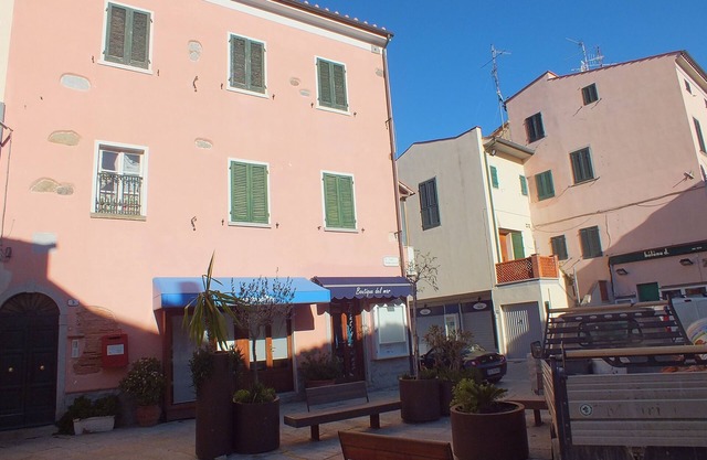 Apartment "Porticciolo" near the beach with sea view and A/C