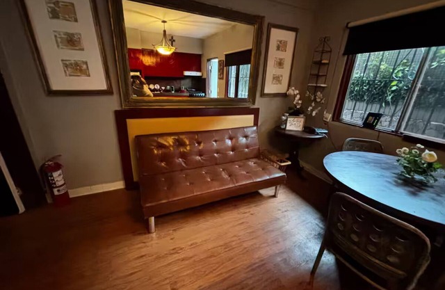 Apartment private wifi and Digital workspace DT F2