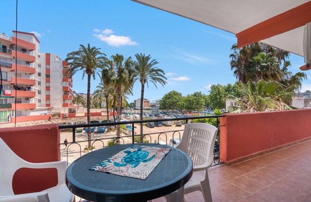 Apartment 'Rincon Del Arenal' with Sea View, Wi-Fi and Air Conditioning