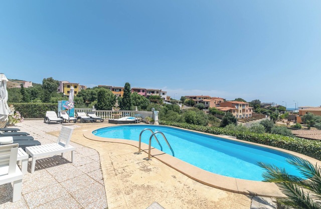 Apartment 'Rifugio Sul Mare' with Sea View, Wi-Fi and Air Conditioning
