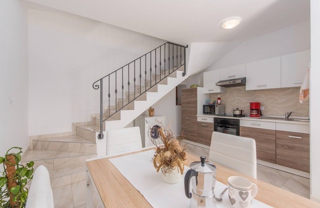 Apartment Rosetta in Dračevac