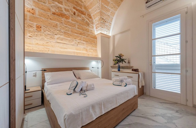 Apartment 'Rosy' with Private Terrace, Wi-Fi and Air Conditioning