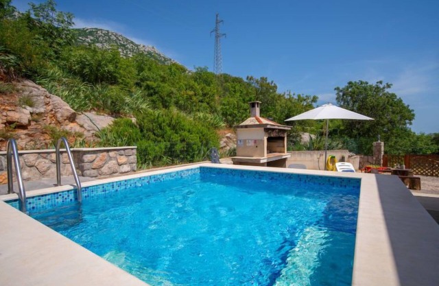 Apartment Sanja by Interhome