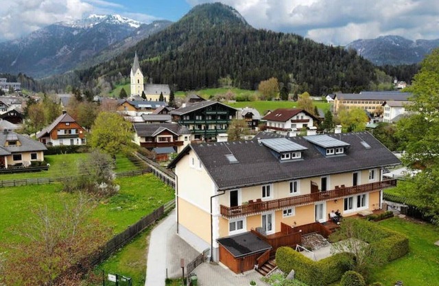 Apartment Silberkraut (70 m2), parking, WLAN, large garden, playground