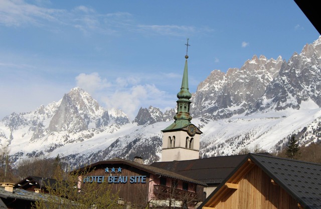 Apartment sleeps 6/7, in the heart of Les Houches, Chamonix valley