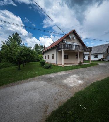 Apartment Smoljanac 14979a