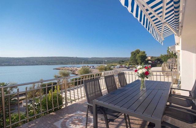 Apartment Tamaris D with Seaview