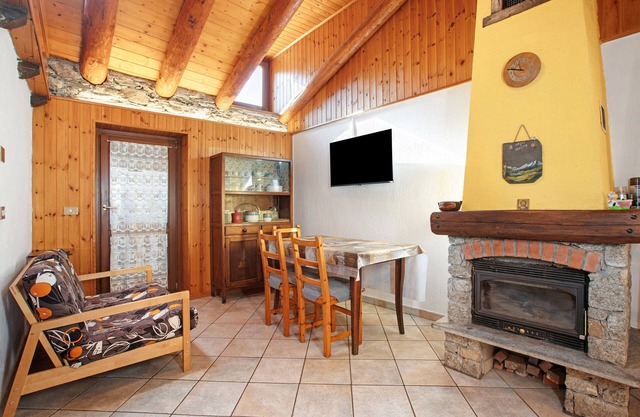 Apartment 'Tillier Valtournenche' with Mountain View, Balcony and Wi-Fi