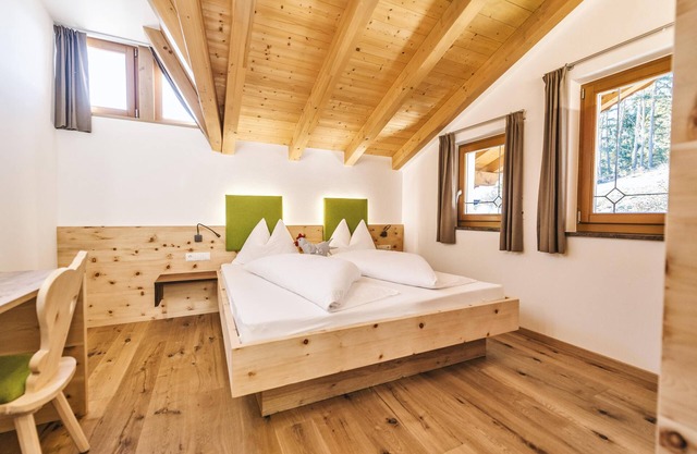 Apartment 'Untermathonhof Abendrot' with Balcony, Garden & Wi-Fi