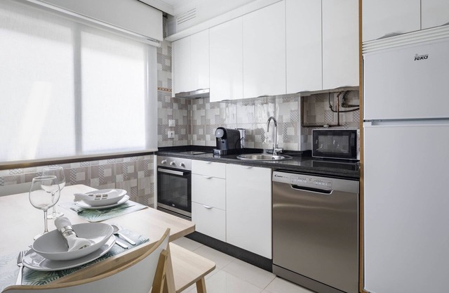Apartment Vigo, 4 bedrooms, 8 persons