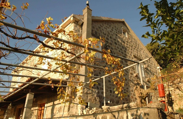 Apartment Vukorep - Two Bedroom Apartment with Terrace and Field View