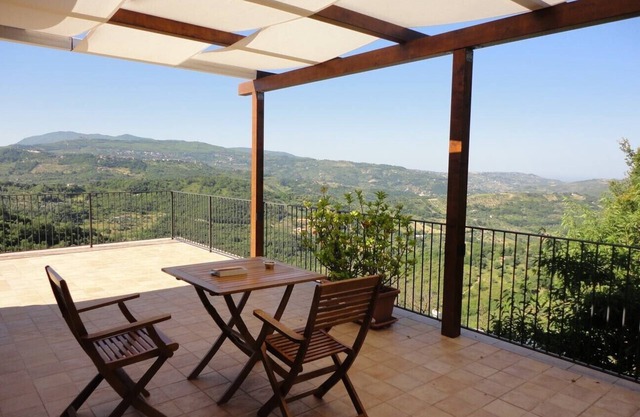 Apartment with a beautiful panoramic terrace on the Cilento coast