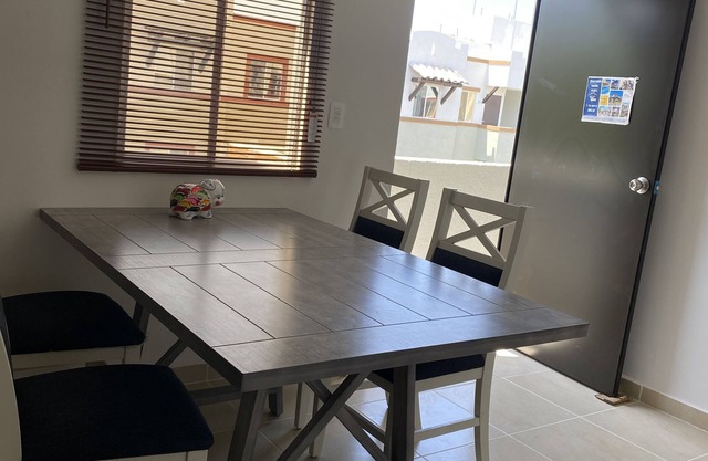 Apartment with pool 10 minutes from the beach