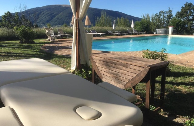 Apartment with 2 bedrooms in a panoramic landscape with a large pool